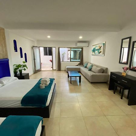 Arrecife Apartments 女人岛 外观 照片
